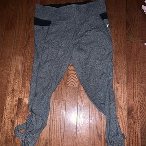Victoria’s Secret leggings
